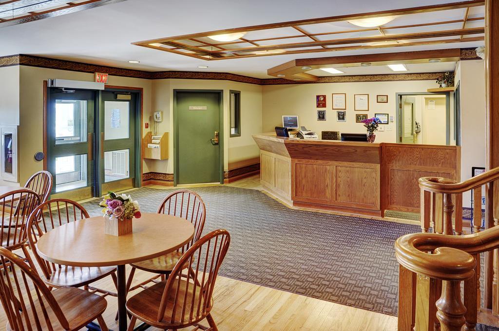 Lakeview Inns & Suites - Brandon Zewnętrze zdjęcie